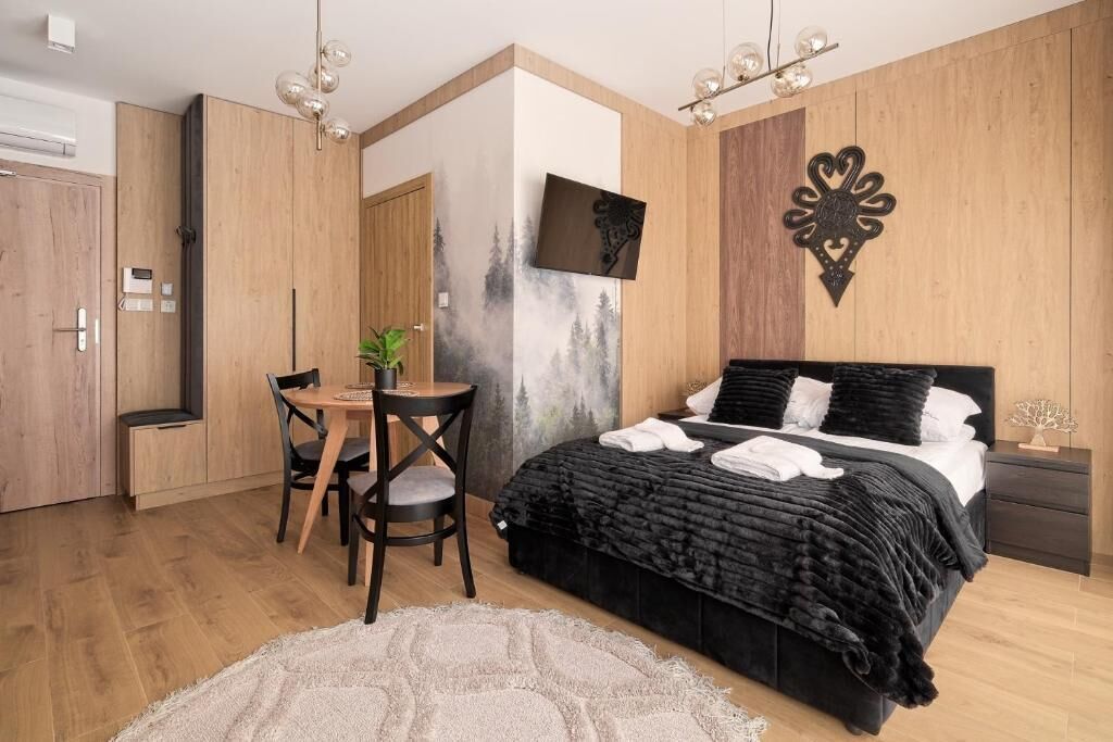 高级开间套房, 山景 | 熨斗/熨衣板、免费 WiFi、床单