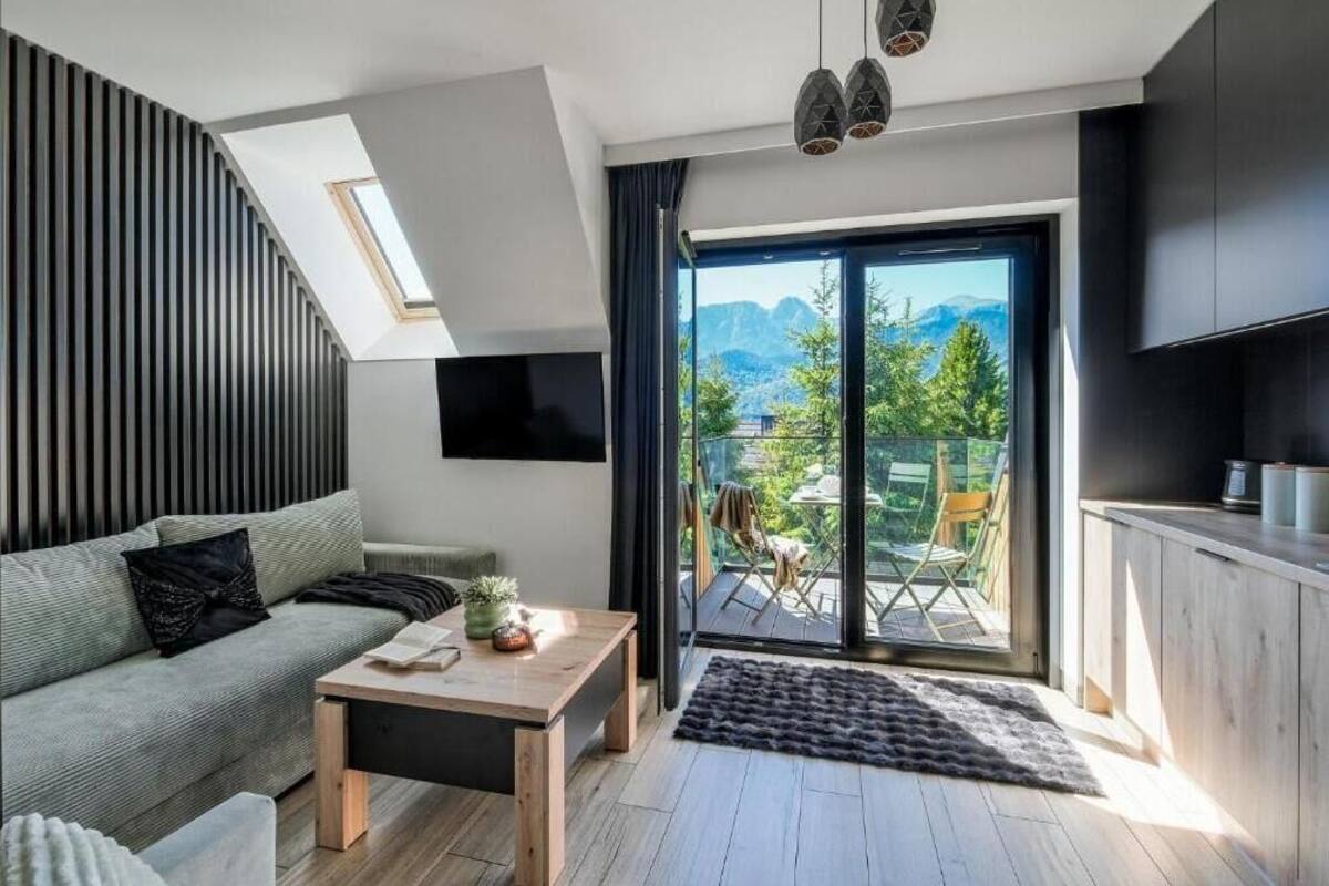 Leilighet – comfort, balkong, fjellutsikt | Oppholdsområde | Leker