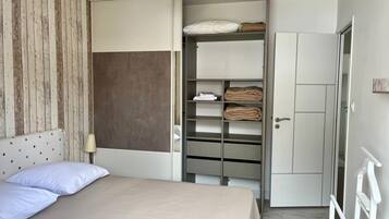 Comfort House, Garden View | Iron/ironing board, free WiFi