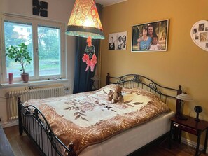 1 bedroom, Internet, bed sheets - Playful temple with genuine meetings for big&small (Hägersten)