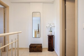 Interior - Karoti 8,  2-bedroom house with common pool (88HX+VG Karoti, Greece)
