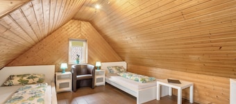 Holiday Home "Zum Burgfried" with Castle View, Private Terrace, and Wi-Fi