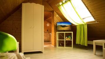 Ferros/tábuas de passar roupa, Wi-Fi, roupa de cama