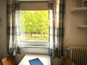 Interior - Comfortable Holiday Home by the Castle – Quiet & Close to Nature (Usingen)