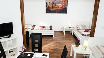 Bügeleisen/Bügelbrett, WLAN, Bettwäsche