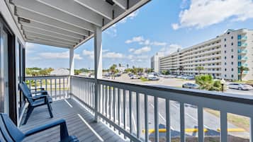 Signature Condo, 2 Bedrooms, Patio, Beach View | Balcony