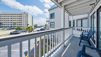 Signature Condo, 2 Bedrooms, Patio, Beach View | Balcony
