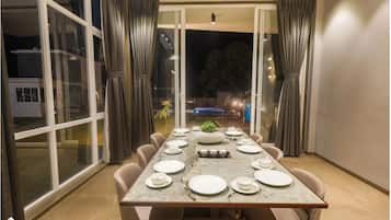 تناول الطعام