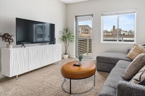 TV, offices