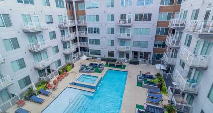 Luxury Apartment in Grandview