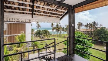 Double Room, Private Bathroom | Beach/ocean view