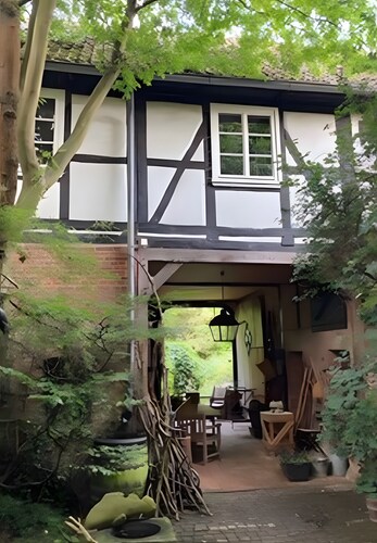 Wunderschöne Ferienwohnung am Gänsemarkt – Ruhe & Charme im historischen Fachwerkhaus