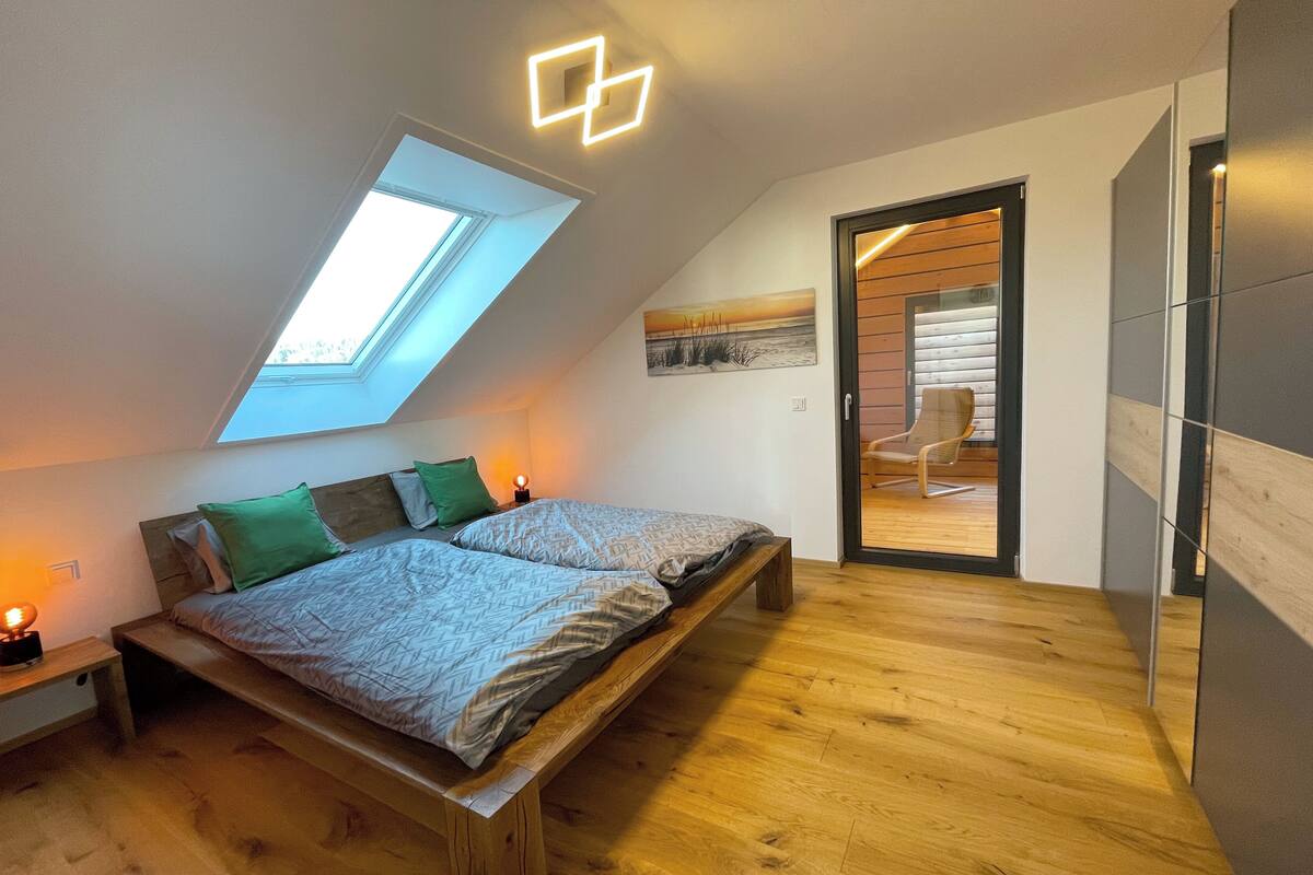 Apartment, Balkon, Seeblick | Verdunkelungsvorhänge, kostenloses WLAN