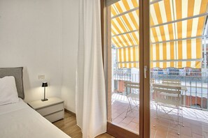 1 bedroom, Internet, bed sheets - Cozy apartment with private terrace (Arezzo)