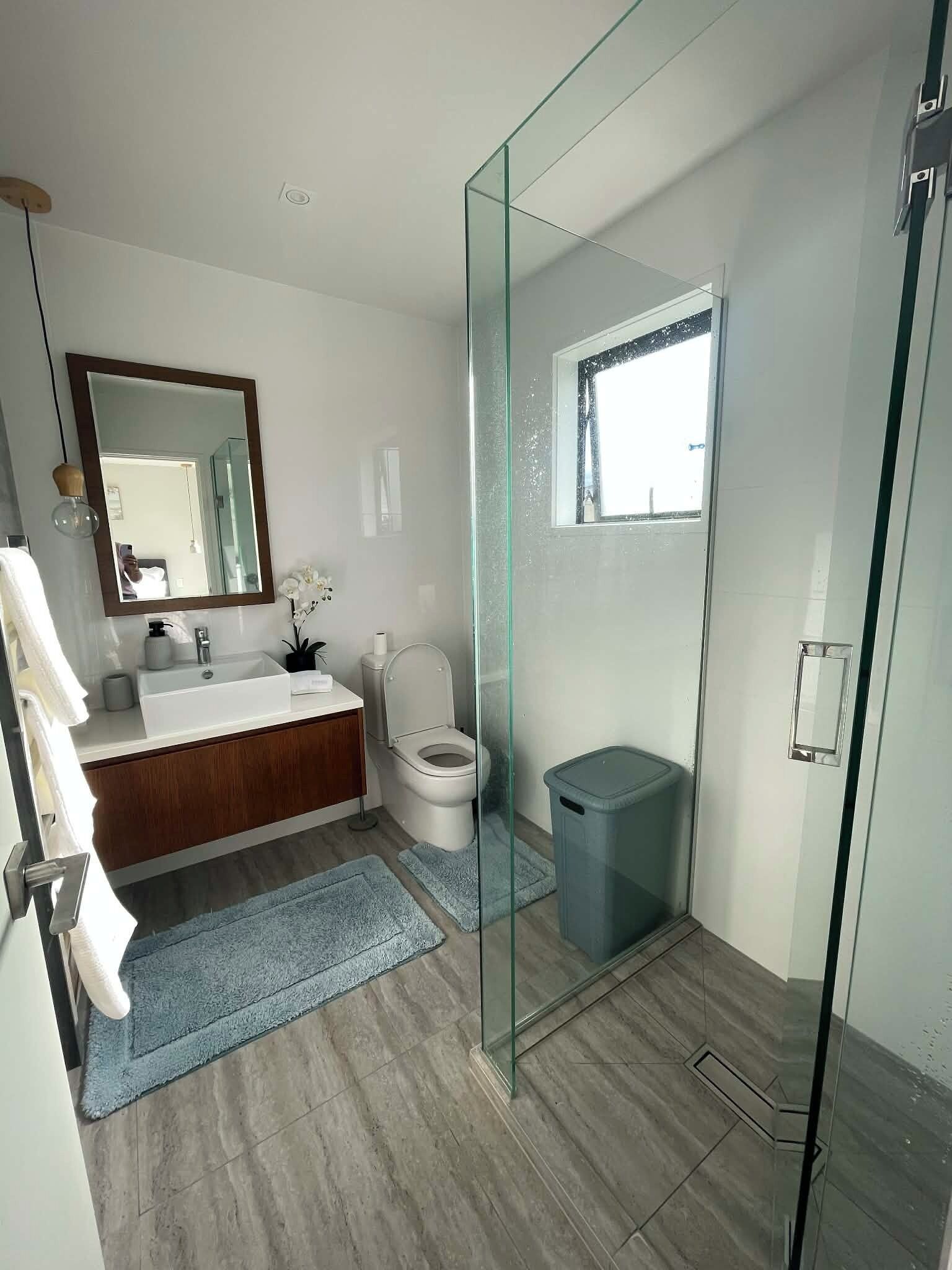 Towels, toilet paper