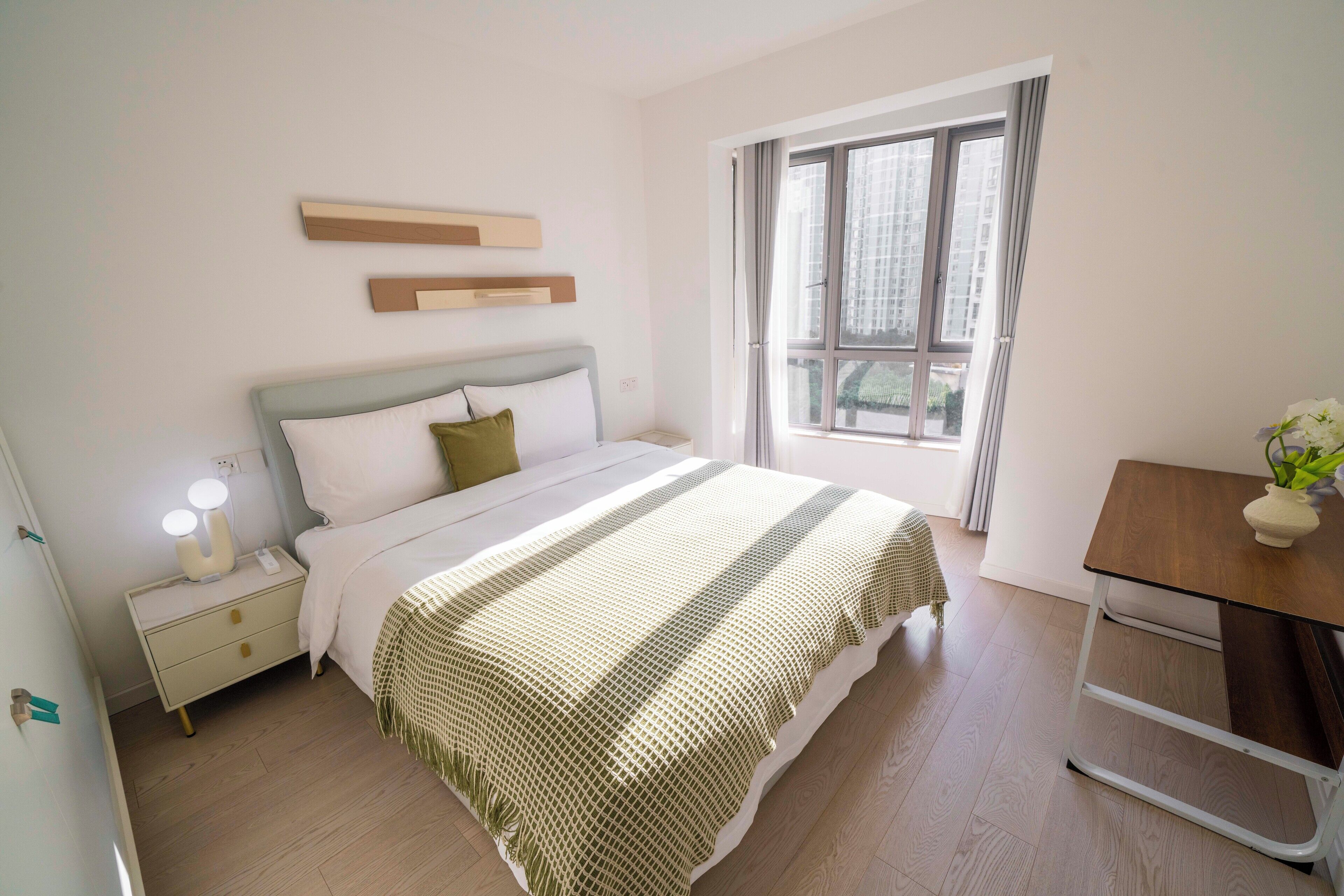 高級公寓, 2 間臥室, 露台, 城市景 | 書桌、手提電腦工作空間、免費 Wi-Fi