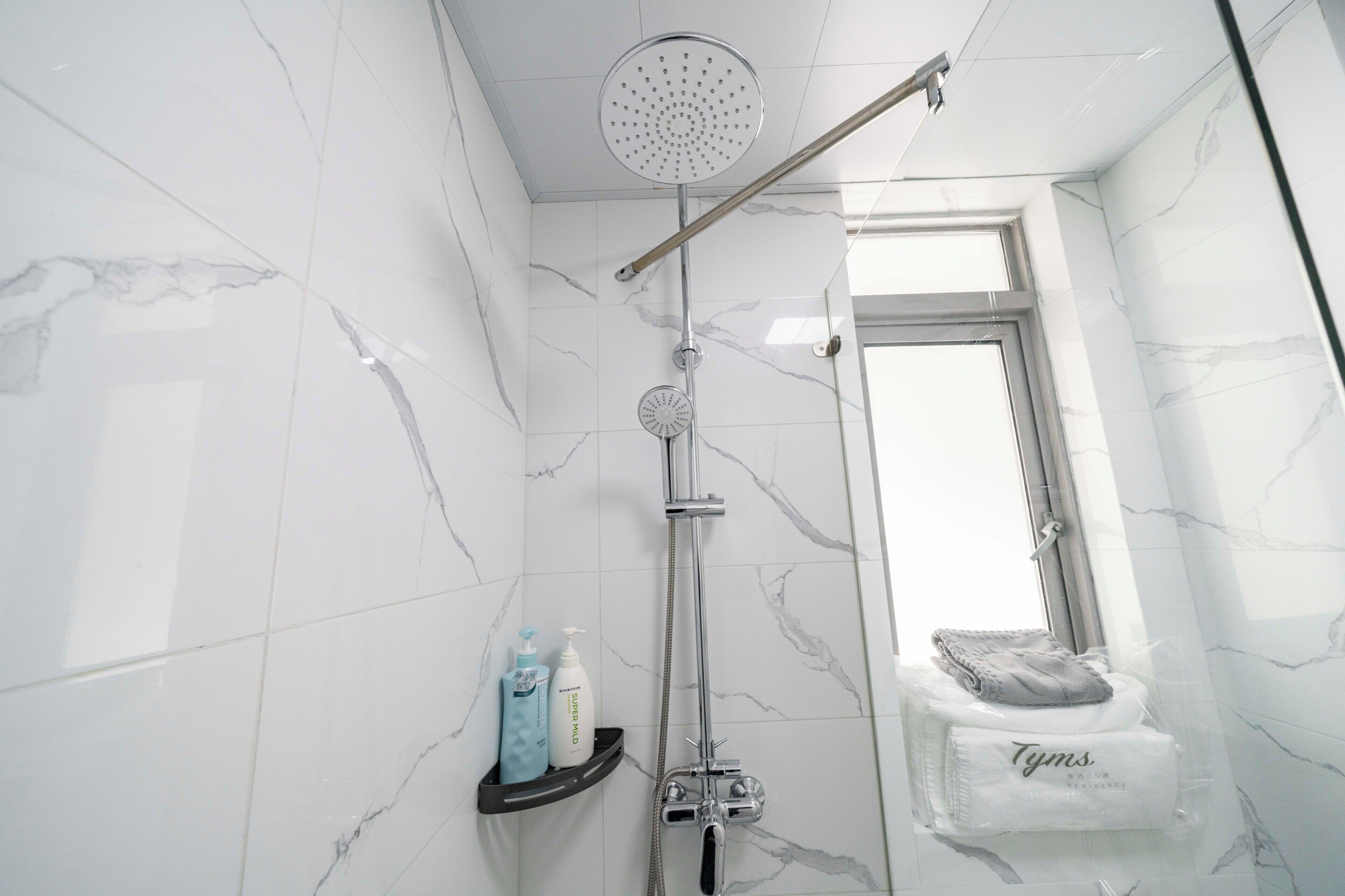 Superior-Apartment, 2 Schlafzimmer, Balkon, Stadtblick | Badezimmer