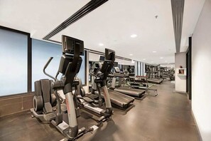 Fitness facility - CBD Epicenter Spacious 2BR 2Bath Gym Pool (Melbourne)