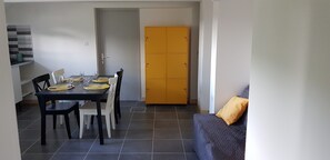 Dining - "La Parenthèse" between Lakes and Mountains (Dortan)