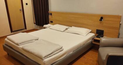 Townhouse Naksalbari Railway Station