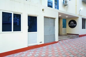 Exterior detail - AM SUITES LUXURY SERVICE APARTMENTS (Hyderabad)