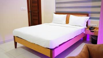 In-room safe, iron/ironing board, free WiFi