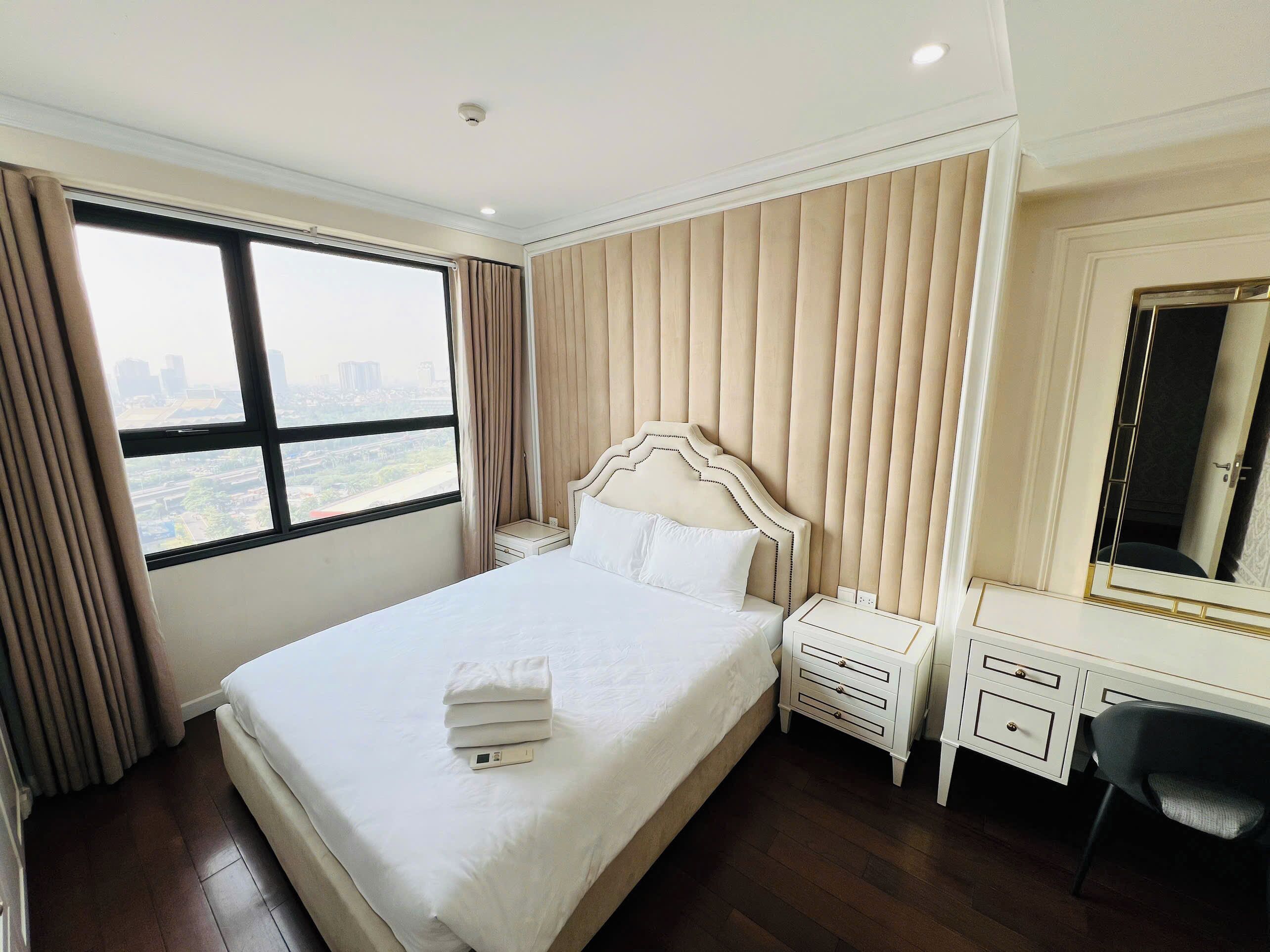 Apartment, 1 Queen Bed, Balcony, City View | Laptop workspace, blackout drapes, iron/ironing board, free WiFi