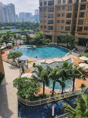 Front of property - Lina - Luu Tru Cong Tac Nghi Duong (Nam Tu Liem)