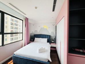 舒适公寓, 阳台, 城市景观 | 笔记本电脑工作区、遮光窗帘、熨斗/熨衣板、免费 WiFi