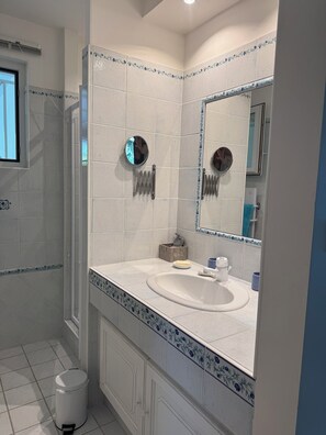 Shower, towels, toilet paper - Villa 3* Heated pool 6 pers Biscarrosse Lake (Biscarrosse)