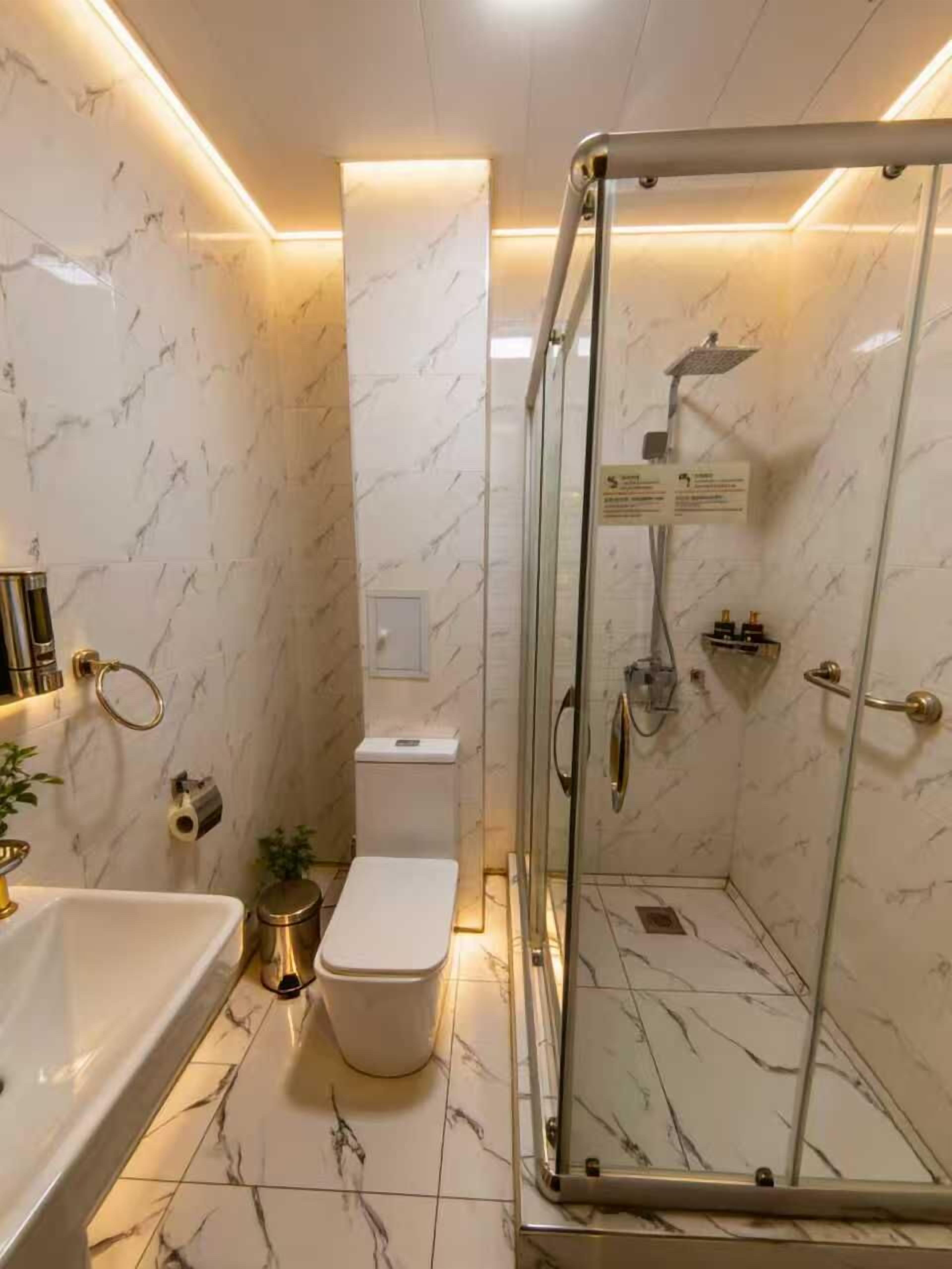 Dép đi trong nhà 