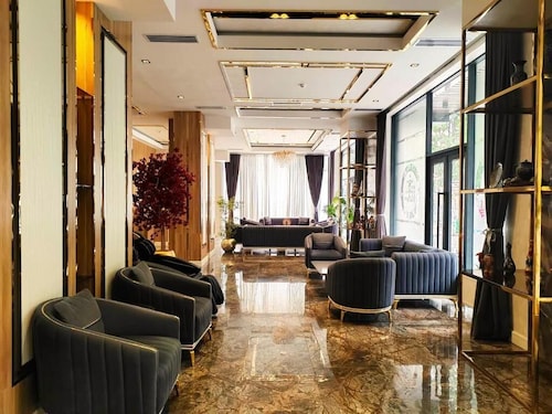 BlueShore International hotel