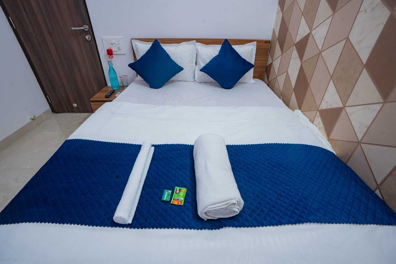 Phòng đôi hoặc 2 giường đơn, quang cảnh thành phố | Bàn ủi/dụng cụ ủi quần áo, truy cập Internet không dây miễn phí 