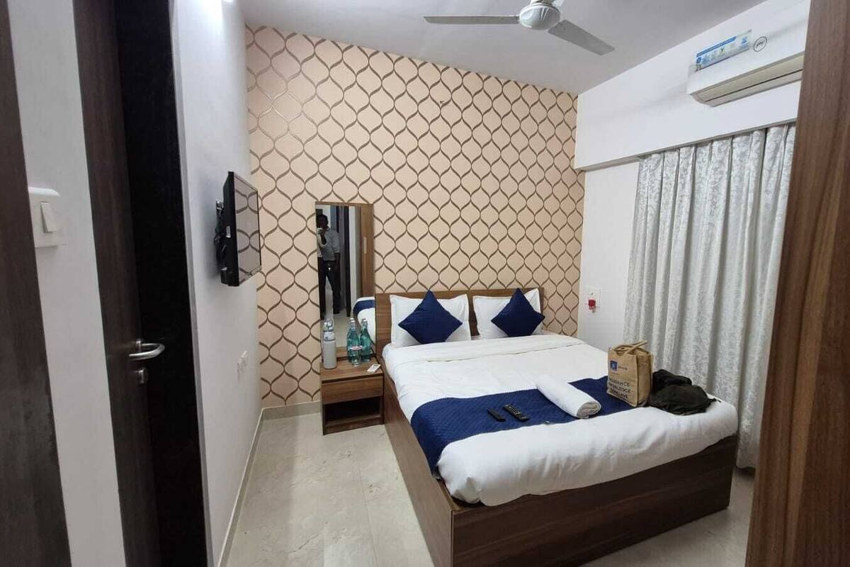 Double or Twin Room, City View | Iron/ironing board, free WiFi