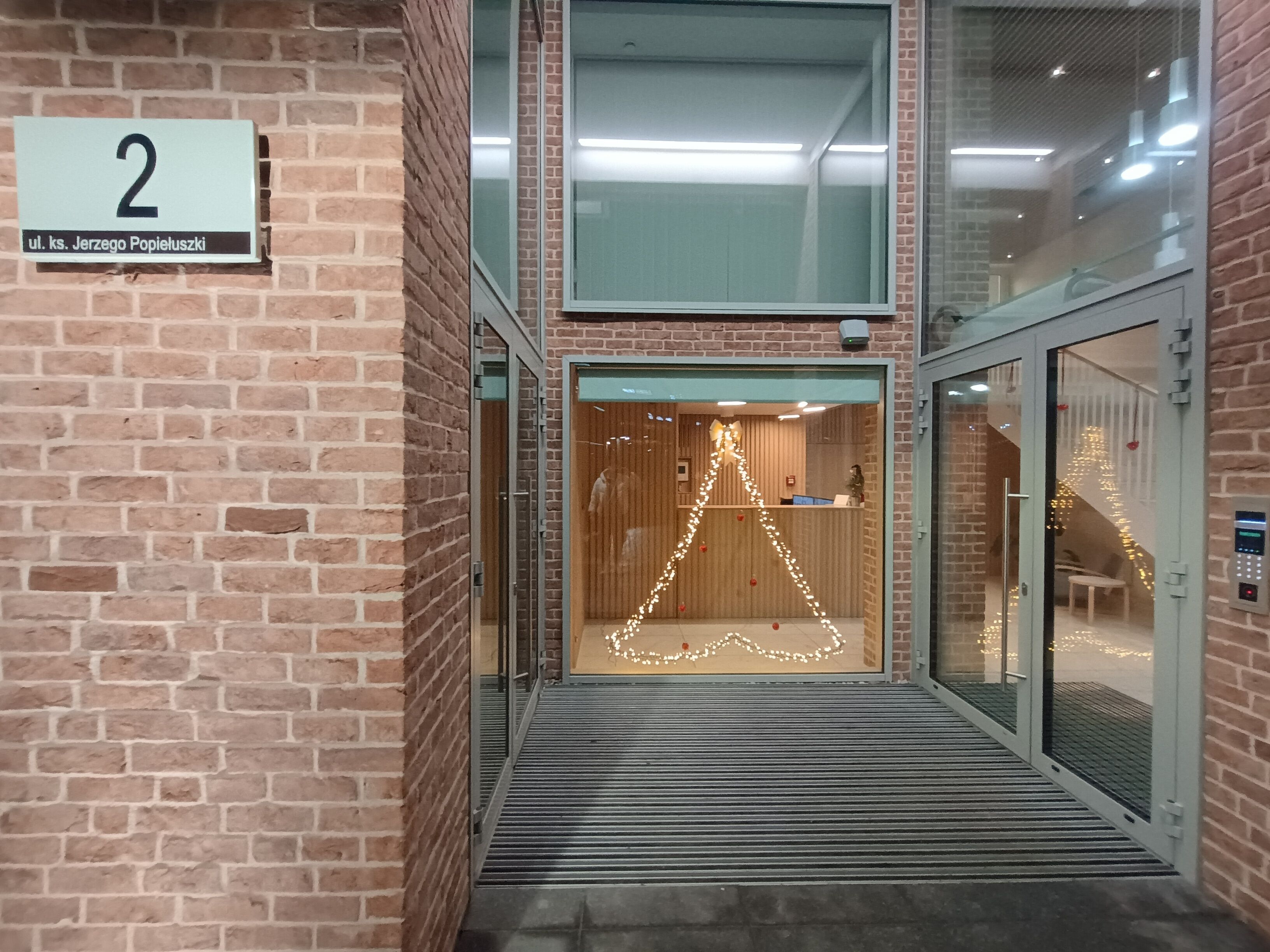 Comfort Apartment, Balcony, Courtyard View | Lobby