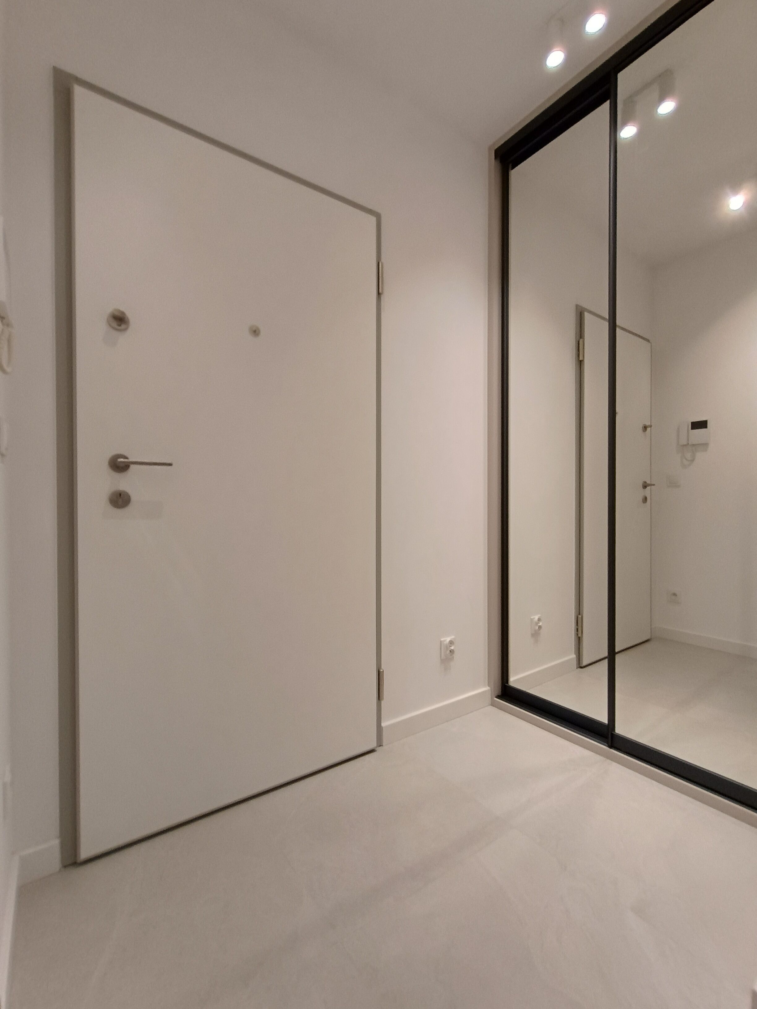 Comfort-lejlighed - balkon - udsigt til gårdsplads | Interiør