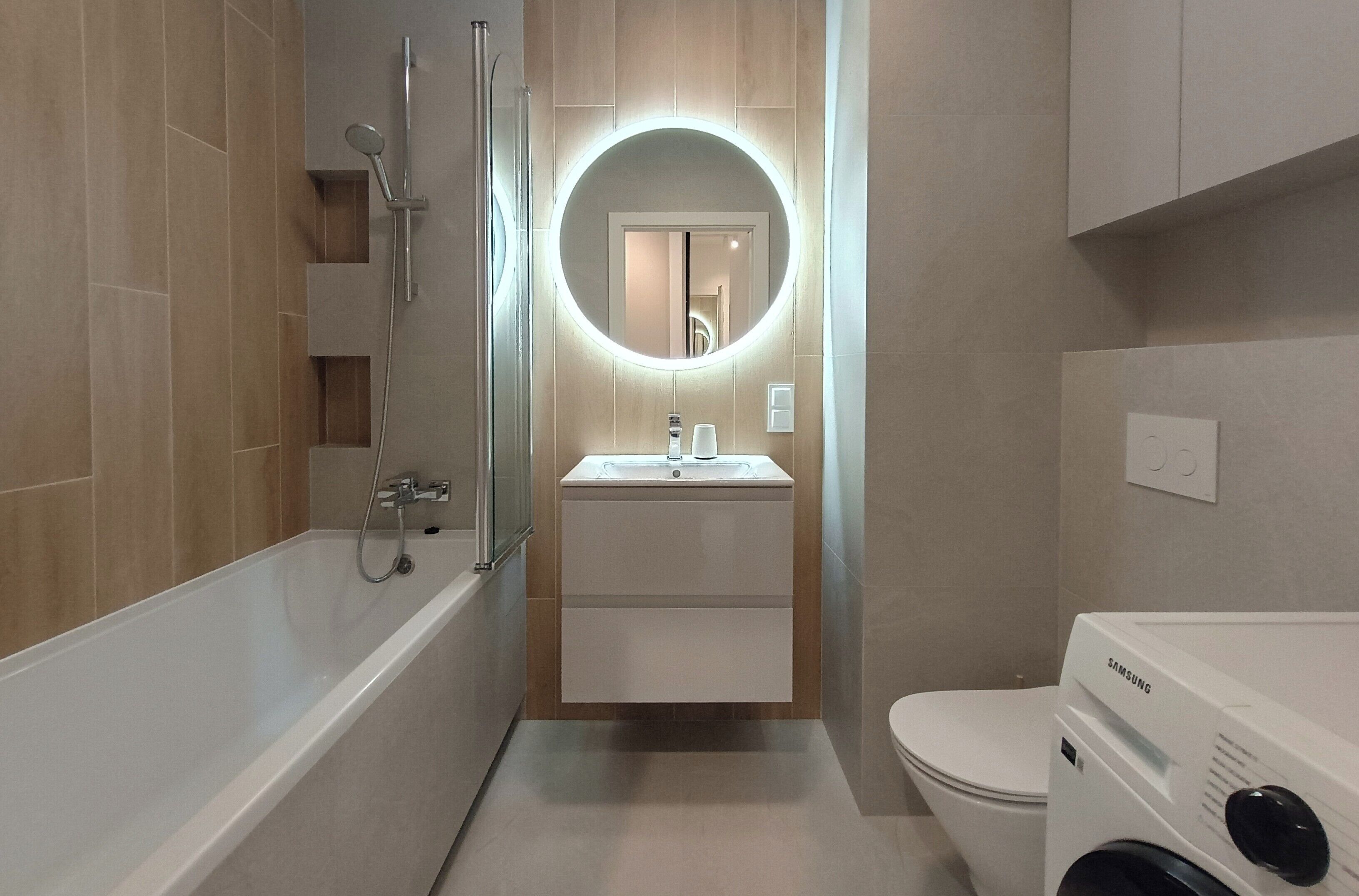 Comfort Apartment, Balcony, Courtyard View | Bathroom