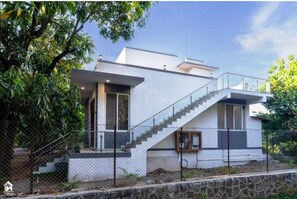 Signature Villa, Garden View | Exterior - Aamraai Vista by Soumils Stays (Alibag)