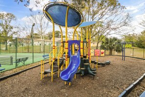 Family Villa, Garden View | Children’s area - Residentas Hali Ridge (Kissimmee)