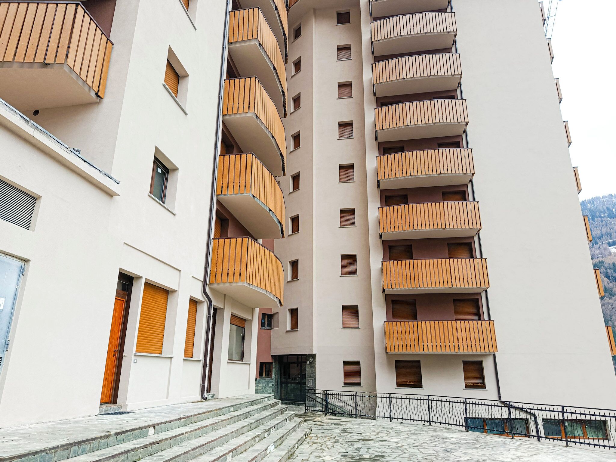 Appartamento, balcone, vista città | Esterni