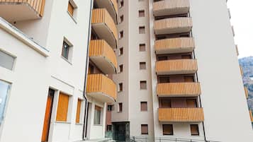 Appartamento, balcone, vista città | Esterni