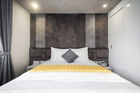 Deluxe Double Room | Free WiFi - The Moon 3 Hotel (Ho Chi Minh City)