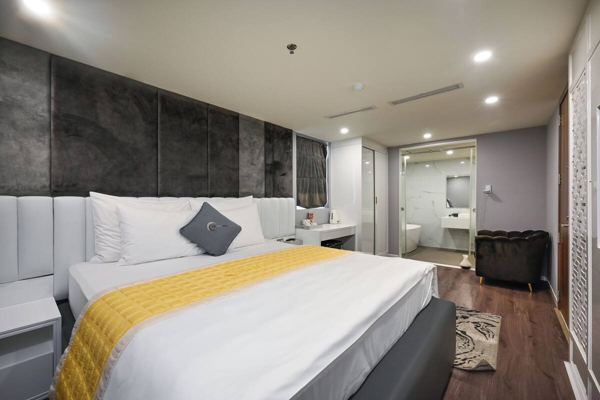 Premier Double Room | Free WiFi