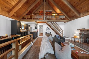 Smart TV, fireplace - Modern Cabin • Spa • Firepit & Deck • Near Palisades | Tahoe A-Frame Retreat (Carnelian Bay)