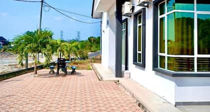Homestay Selesa KKI Guest House