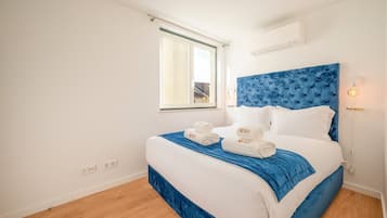 Apartamento (Two-Bedroom Apartment)