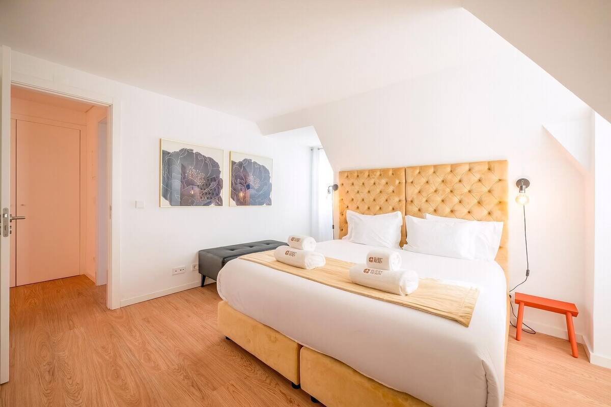 Huoneisto (Two-Bedroom Apartment) | Vuodevaatteet