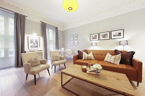 Living area - Mayfair Opulence Residence (London)
