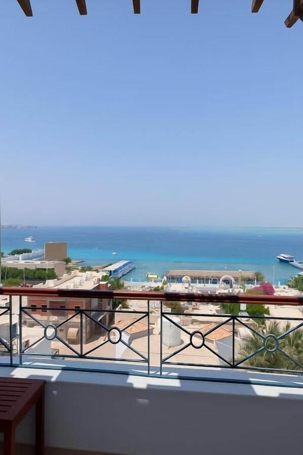 Senior Suite, Sea View | Terrace/patio