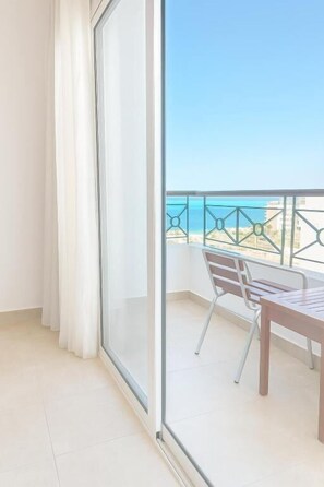 Deluxe Double or Twin Room, Balcony, Sea View | Terrace/patio